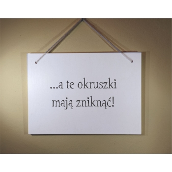 Tabliczka drewniana do kuchni - a te okruszki mają zniknąć!