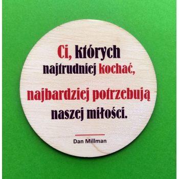 Magnes z cytatem